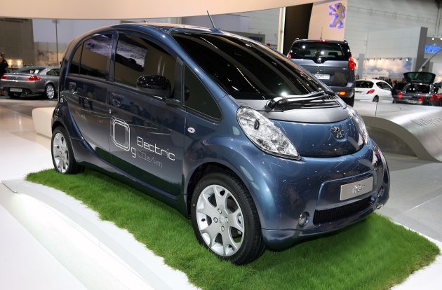 Peugeot iOn:
Peugeot iOn